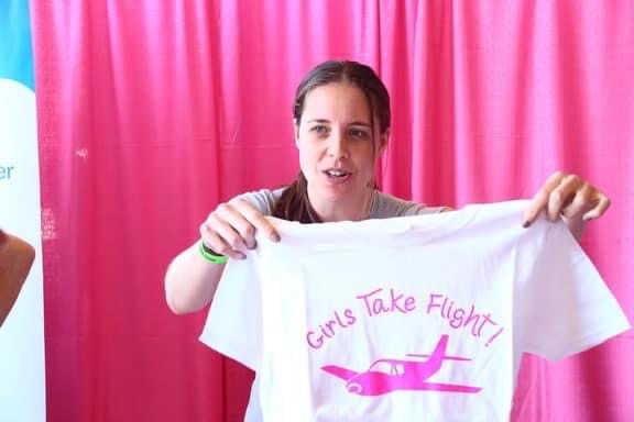 Read more about the article Girls Take Flight with the First Canadian Chapter 99s