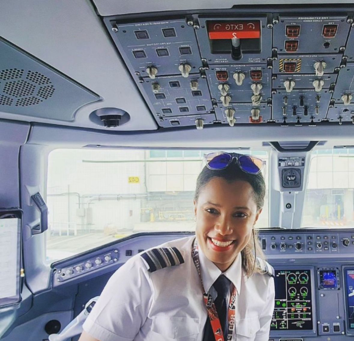 You are currently viewing Response to Questioning the Qualifications of Women Commercial Pilots